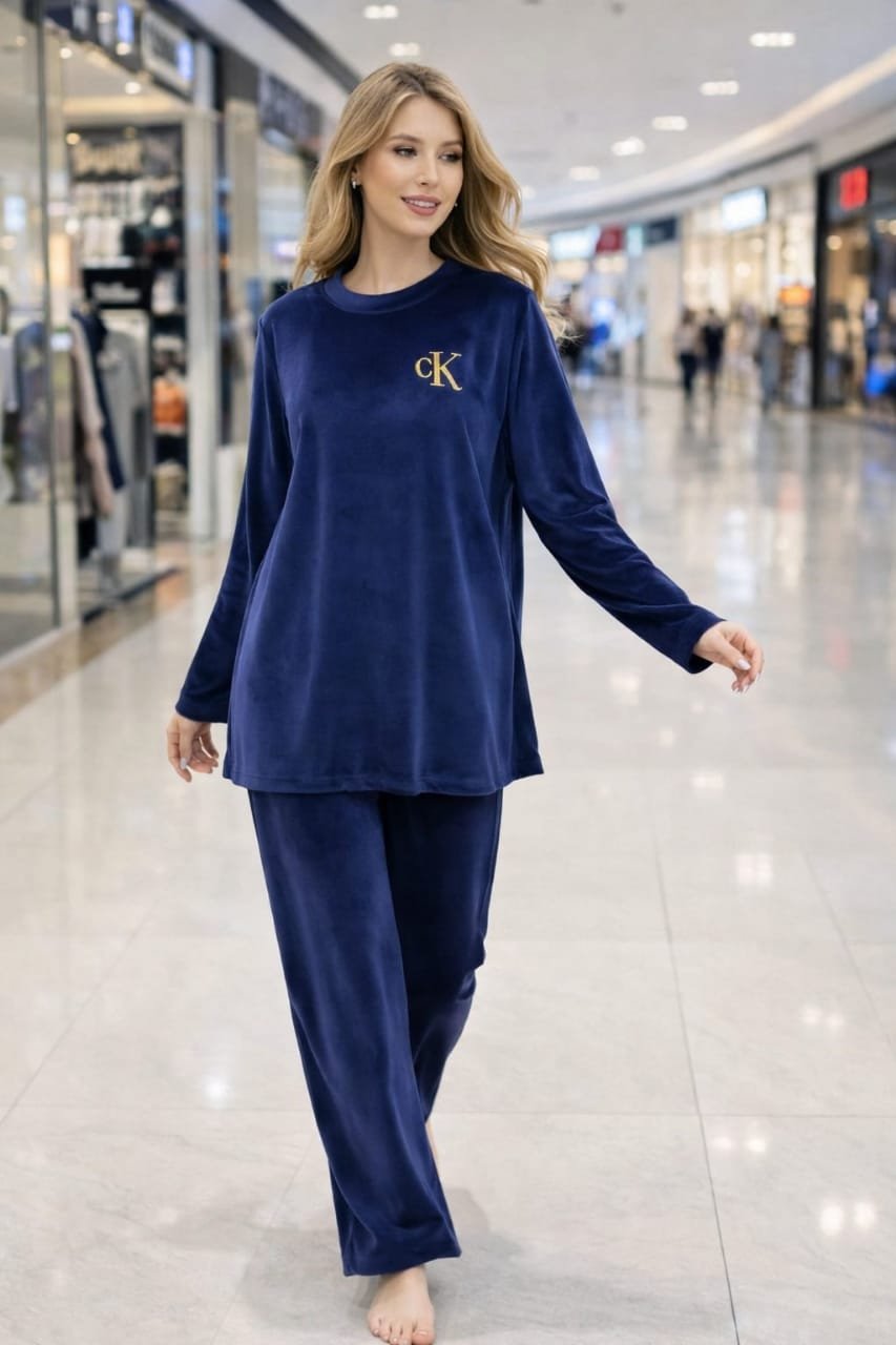 GIRLISH VELVET NIGHT SUITS