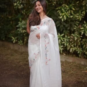 Plain Linen Digital Print Saree